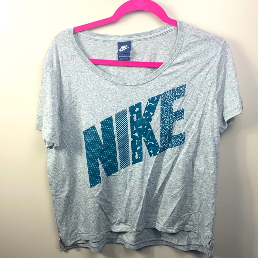 Nike T-shirt